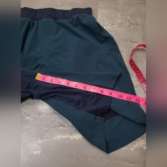 Lululemon T.H.E. Short *Luxtreme Liner 9". Indochine Blue (Teal = Blue/green). M - Picture 14 of 14